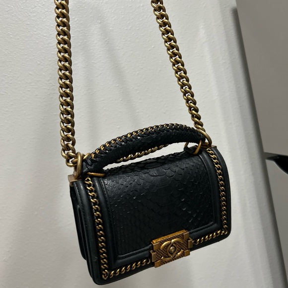 Chanel Python boy purse - Picture 7 of 12